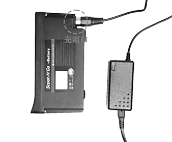 バッテリーを外して充電する様子